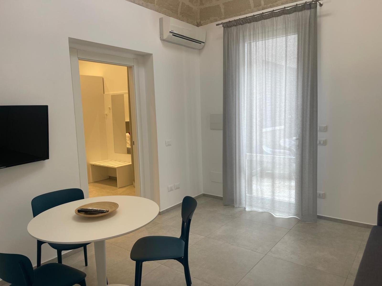 Via Fardella 204 *